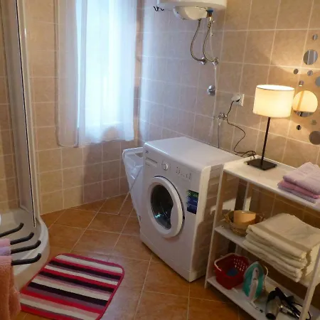 Kvesic Apartament Šilo