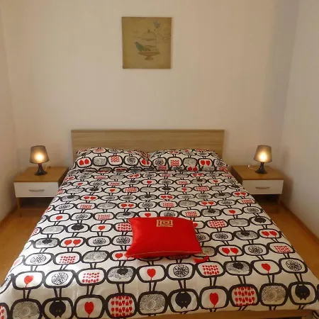 Kvesic Apartment Silo (Krk)